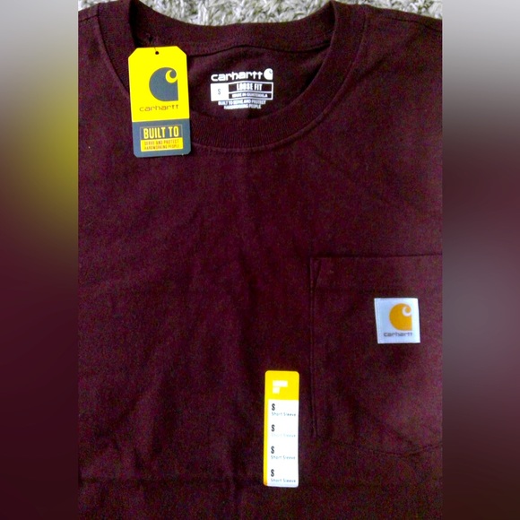 BOGO FREE SALE!! Men’s Carhartt Tee shirt - Picture 2 of 3